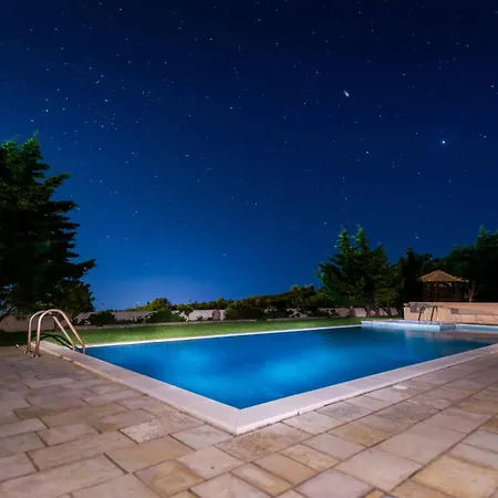 Willa Anemos Lakithra Minia